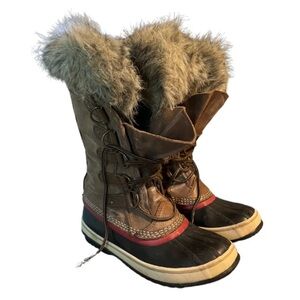 Sorel Joan of Arctic Waterproof Size 7 Winter Boots